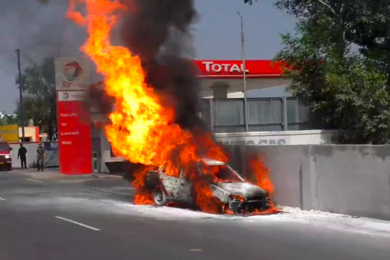 car fire accident in nammakkal