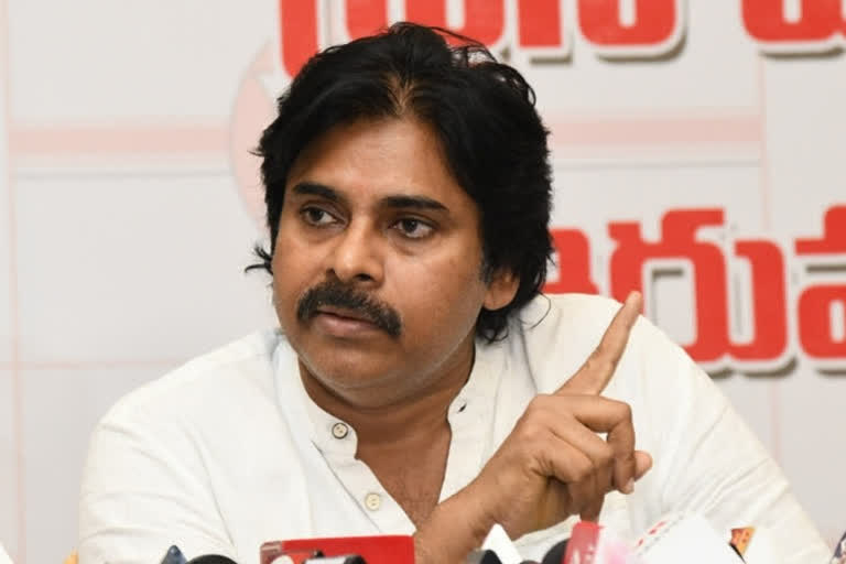 pawan on Delhi tour