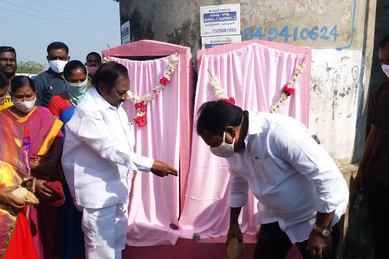 mla aruri ramesh development works in wardhannapet