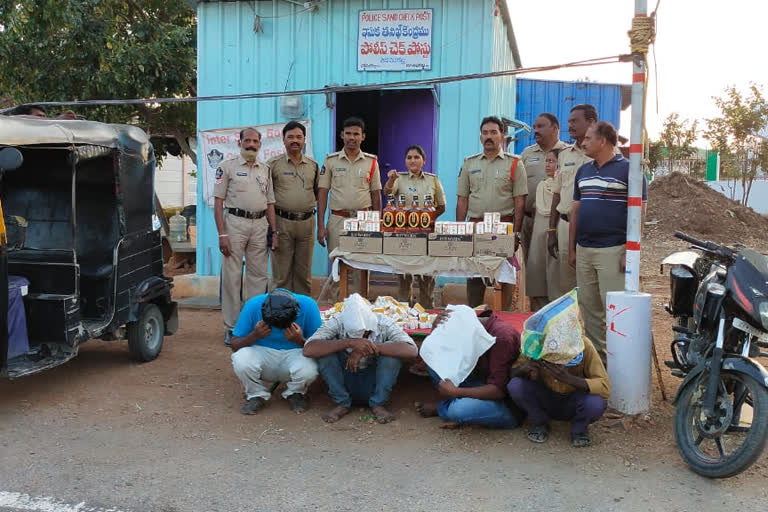 Seizure of smuggled Karnataka liquor