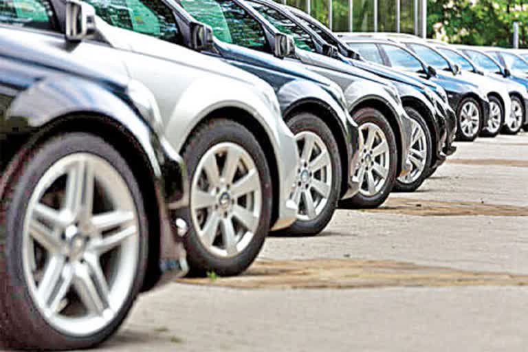 car sales rise in January 2021