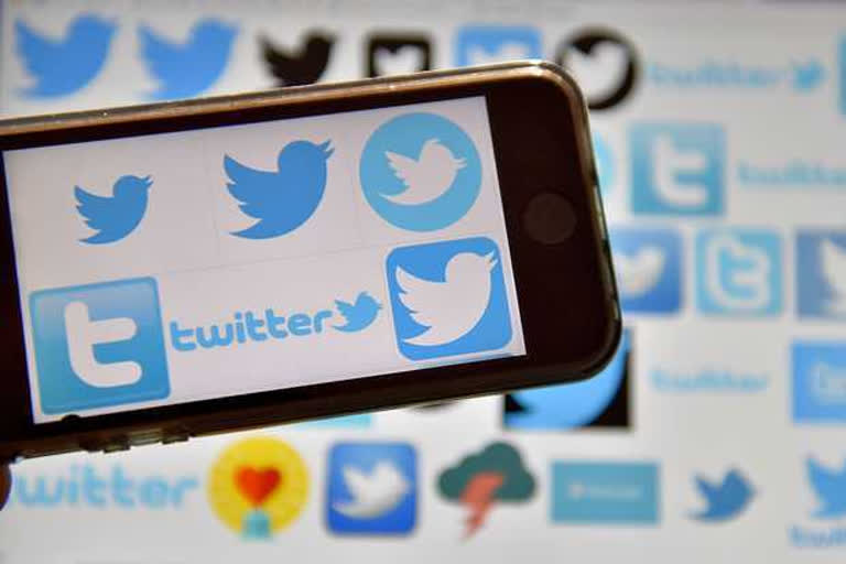 Supreme Court issues notice to Centre, Twitter