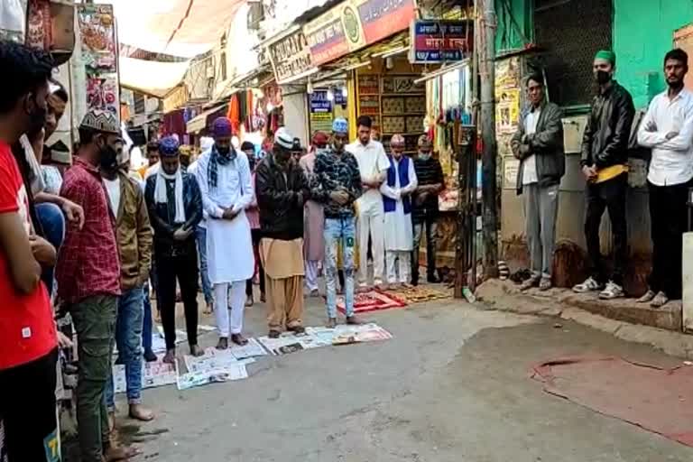 crowd in Ajmer Dargah, Khwaja Dargah in Ajmer