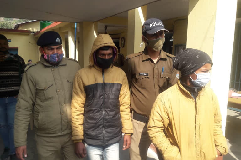 Two accused arrested with two and a half kg charas in Bageshwar