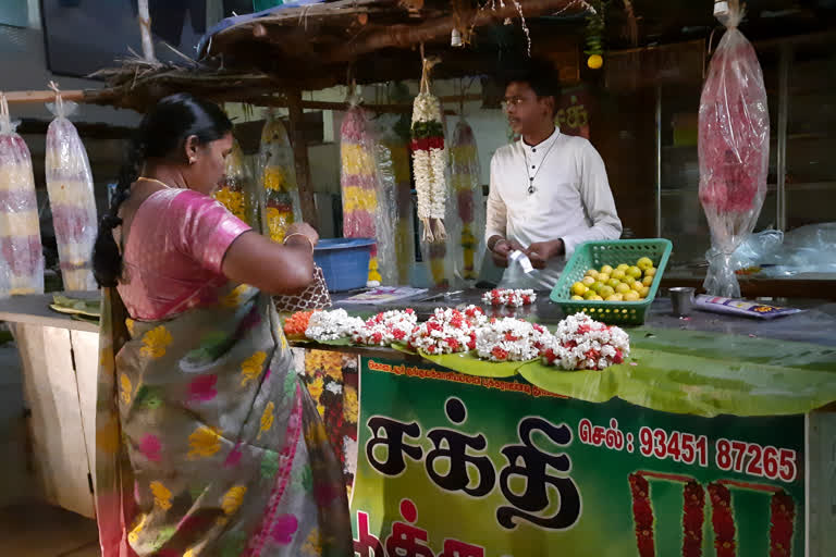 flower price hiked in karur market