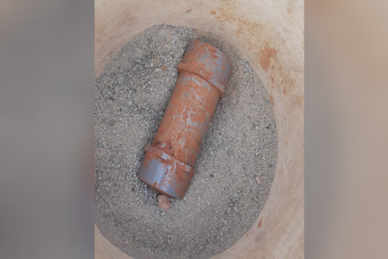 Pipe bomb found in Valayam Kozhikode  വളയത്ത് പൈപ്പ് ബോംബ് കണ്ടെത്തി  പൈപ്പ് ബോംബ് വാർത്തകൾ  pine bomb news