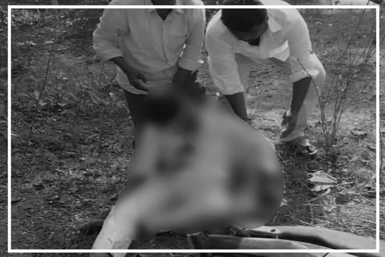 man-died-in-road-accident-who-was-going-to-the-mlc-election-preparatory-meeting-in-mulugu-district