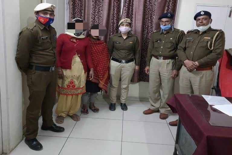 faridabad police recovered two minor teenagers missing from home in etawah district of up