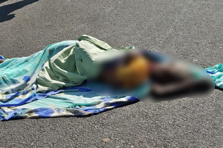 vehicle collision: women died in Ranebennur