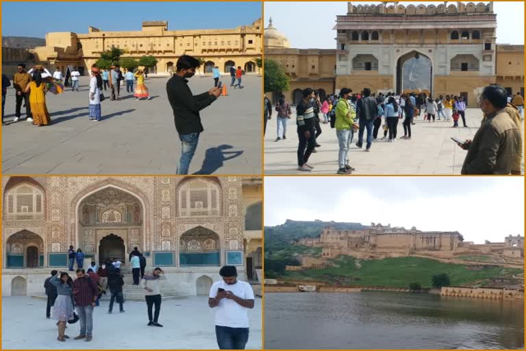 Tourist crowd in Jaipur,  Valentine Day