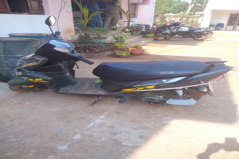 Bike seized from Kanchamal area by commissionerate police