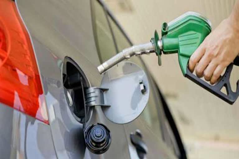 PETROL PRICE  രാജ്യത്തെ ഇന്ധനവില  എട്ടാം ദിവസവും വർധനവ്  PETROL PRICE  ന്യൂഡൽഹി  fuel price