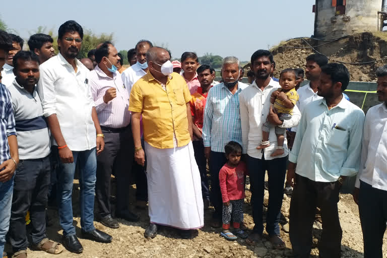 minister-jc-madhuswamy-visit-to-gokak