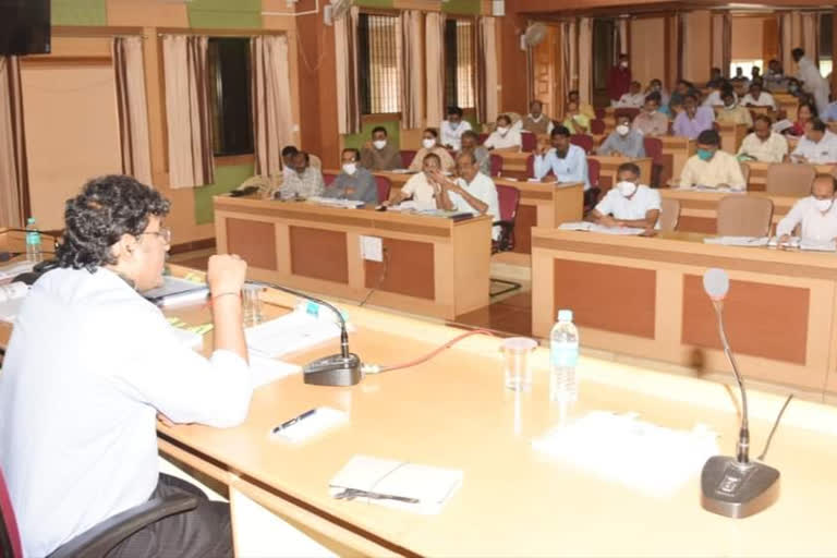 Develop project grants with adequate resources: Ravi Kumara Surapura