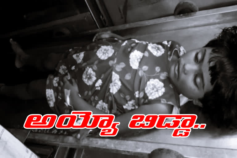 A child died of snakebite in Tatipalli in Jagityala district