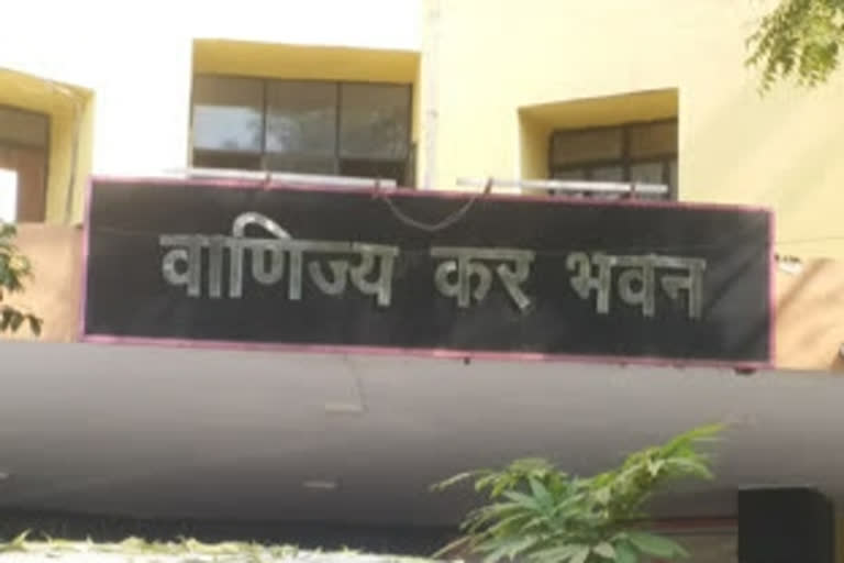 ऑफिस में बीमार हुईं असिस्टेंट कमिश्नर