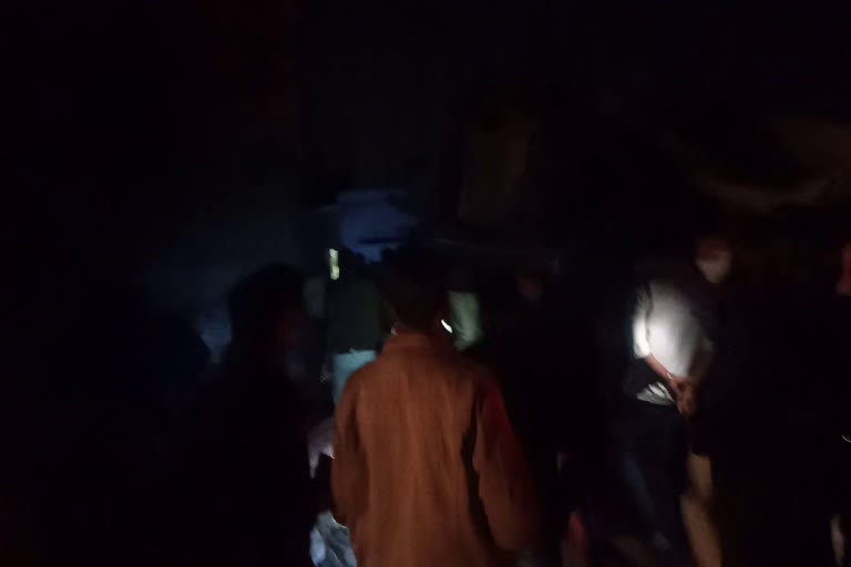 ammonia-gas-leak-in-parewa-village-in-bhopal