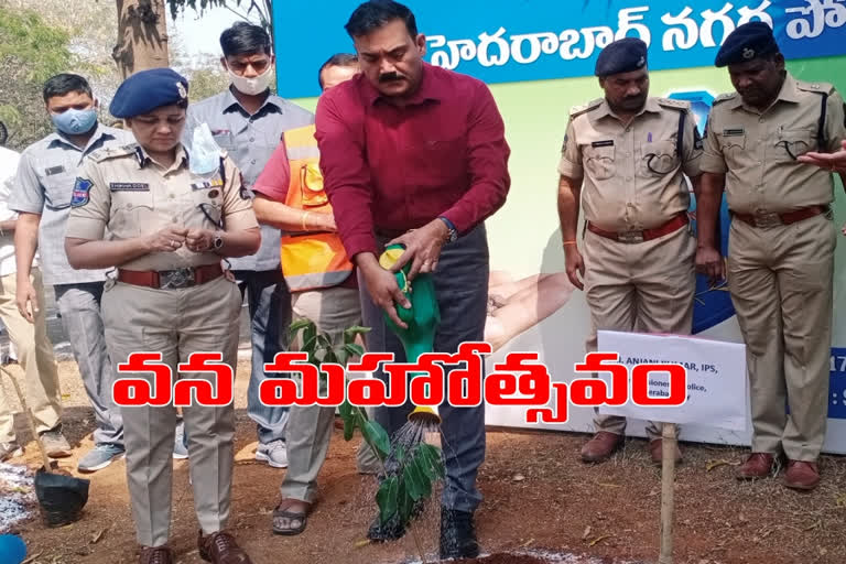 Hyderabad CP Anjani Kumar planted plants as part of the Van Mahotsav