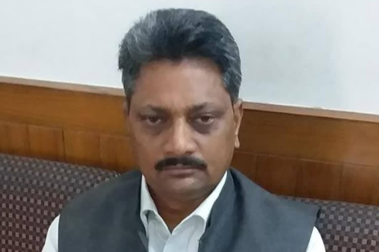 Congress leader suresh kumar