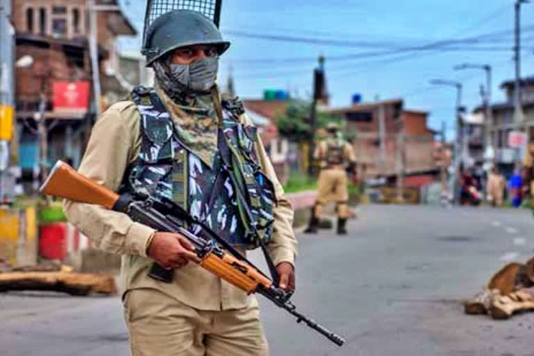 Three militant associates arrested in Pulwama jammu and kashmir