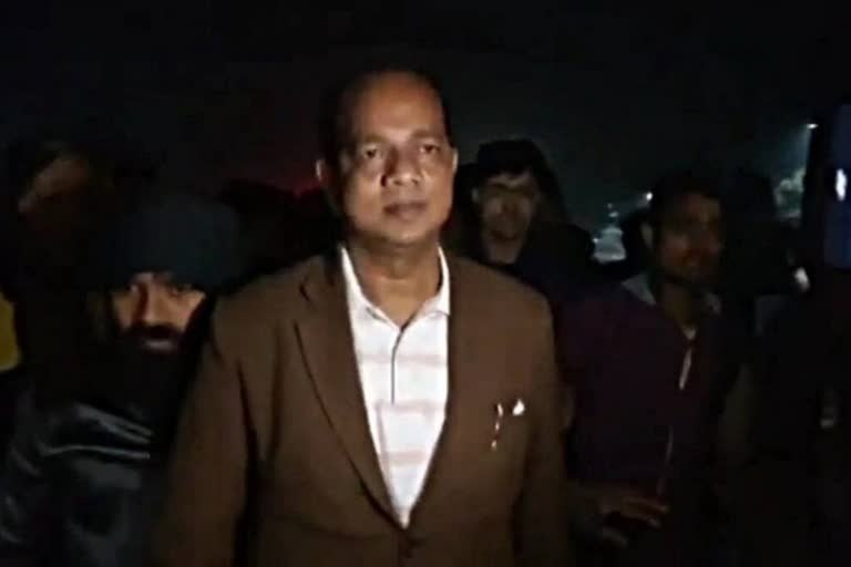 bomb attack on minister Jakir Hossain  West Bengal CID to probe bomb attack on minister Jakir Hossain  West Bengal CID  ബംഗാളില്‍ മന്ത്രിക്ക് നേരെ ബോംബാക്രമണം  പശ്ചിമ ബംഗാള്‍  വെസ്റ്റ് ബംഗാള്‍ സിഐഡി  കൊല്‍ക്കത്ത