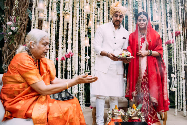 Dia Mirza shares pic of female priest who conducted her wedding ceremony  Dia Mirza shares pic of female priest  ദിയ മിര്‍സയുെട വിവാഹ ചടങ്ങുകള്‍ക്ക് നേതൃത്വം നല്‍കി പുരോഹിത  ദിയ മിര്‍സ വിവാഹം  ദിയ മിര്‍സ വാര്‍ത്തകള്‍  Dia Mirza wedding ceremony