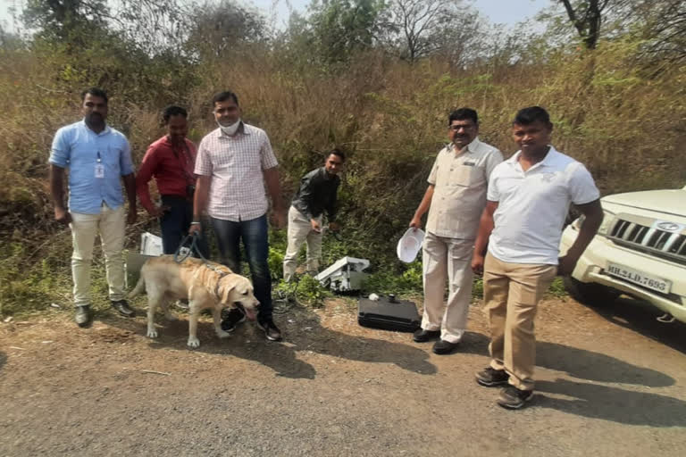 चोरट्यांनी एटीएम मशीनच पळवले