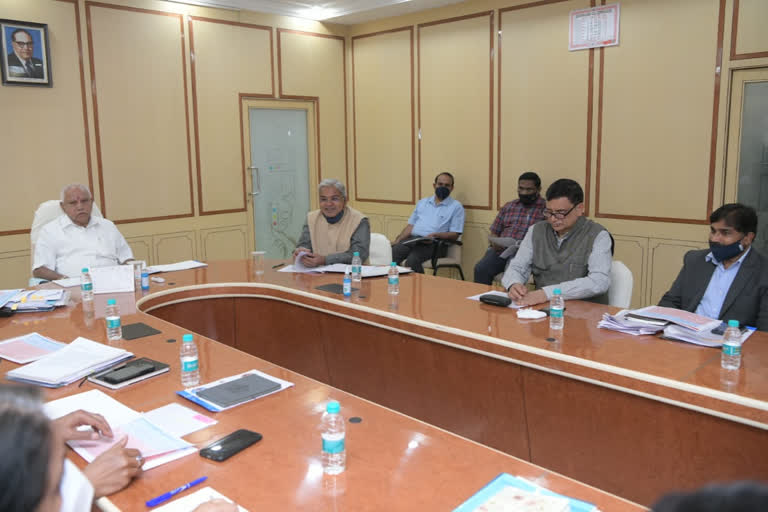 CM BSY held a pre-budget meeting