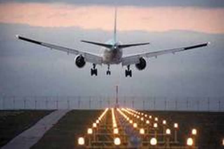 COVID-19: RT-PCR test mandatory for passenger coming to Pune from Kerala  കേരളത്തില്‍ നിന്ന് പൂനെയിലേക്ക് എത്തുന്നവര്‍ക്ക് ആര്‍ടിപിസിആര്‍ നിര്‍ബന്ധമാക്കി  ആര്‍ടിപിസിആര്‍ നിര്‍ബന്ധമാക്കി  പൂനെ മുന്‍സിപ്പല്‍ കോര്‍പറേഷന്‍  RT PCR test mandatory  RT PCR test mandatory news  pune news