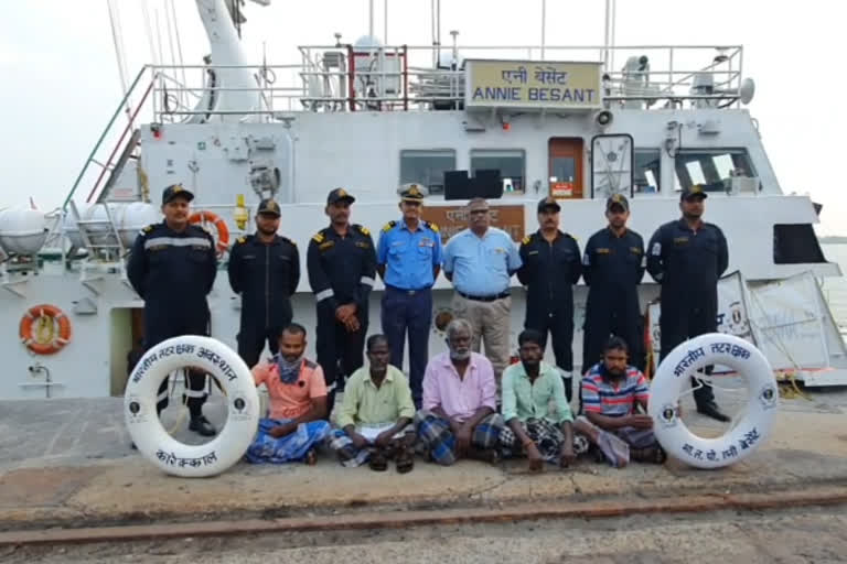 fishermen-stranded-in-the-mediterranean-indian-coast-guard-rescued