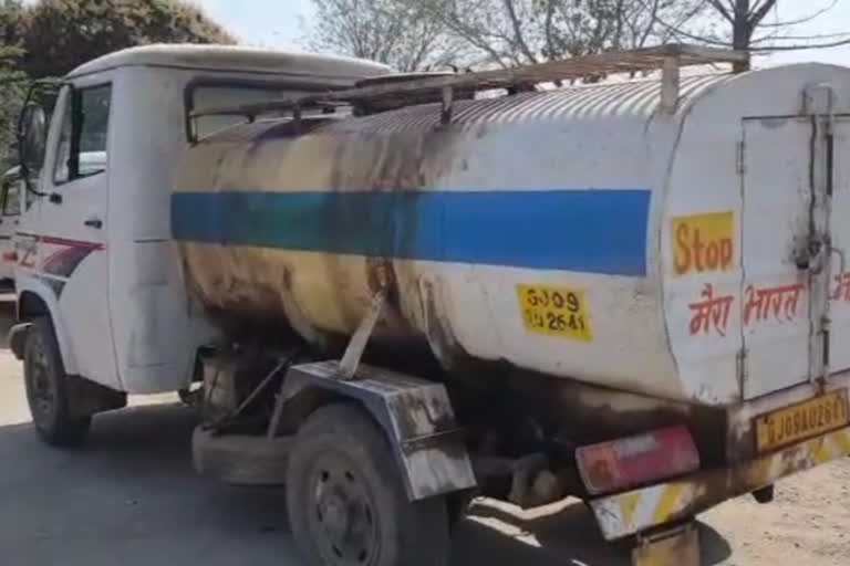 Illegal diesel-filled tanker seized, अवैध डीजल से भरा टैंकर जब्त