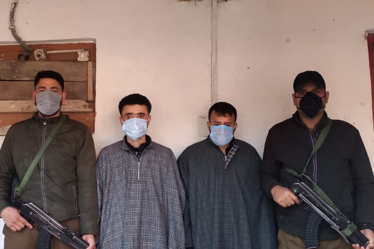 ganderbal police two hunter arrested