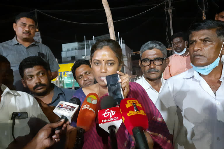 karur Gandhi statue removal congress mp jothimani Warning admk minister