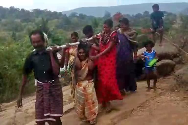 villagers-carried-sick-woman-13-km-in-chamarajangar-district