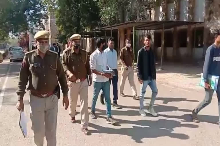 alwar police arrested 2 students