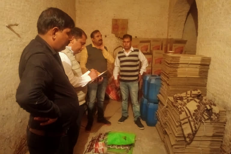 cm flying team recover illegal liquor in bhiwani