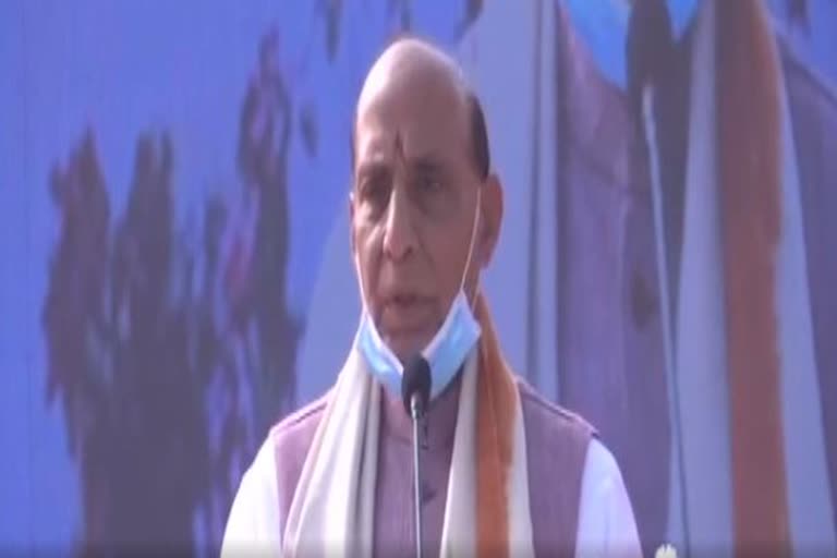 Rajnath Singh inaugurates Hunar Hat