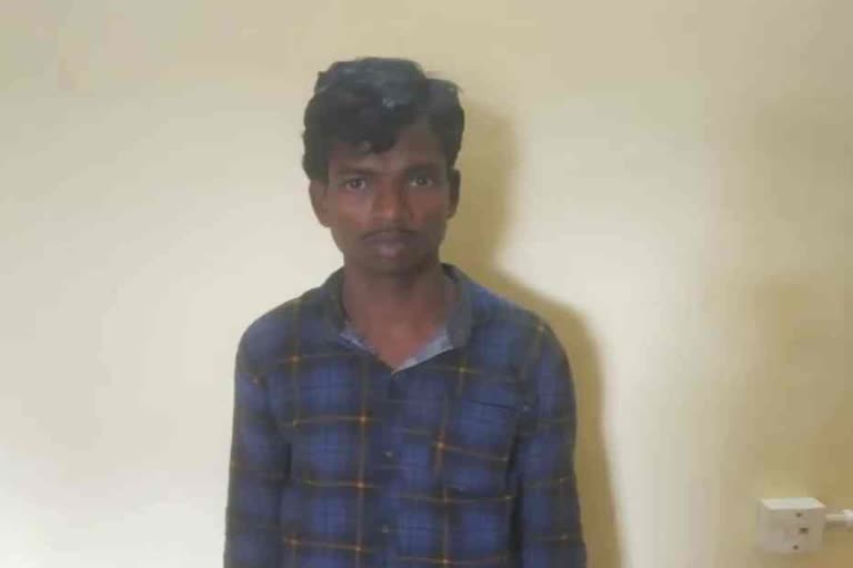 jan-militia-commander-naxalite-arrested-from-talmendra-forest-in-bijapur