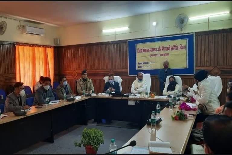 mp-ajay-tamta-took-monitoring-committee-meeting-in-champawat