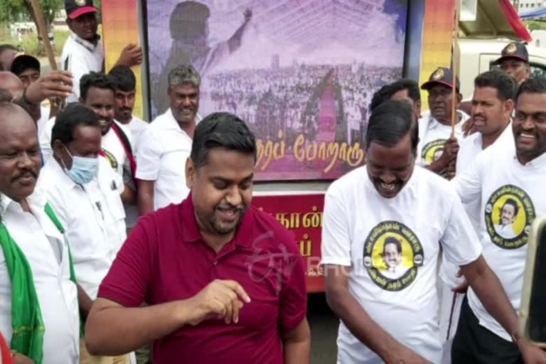 ஸ்டாலின்