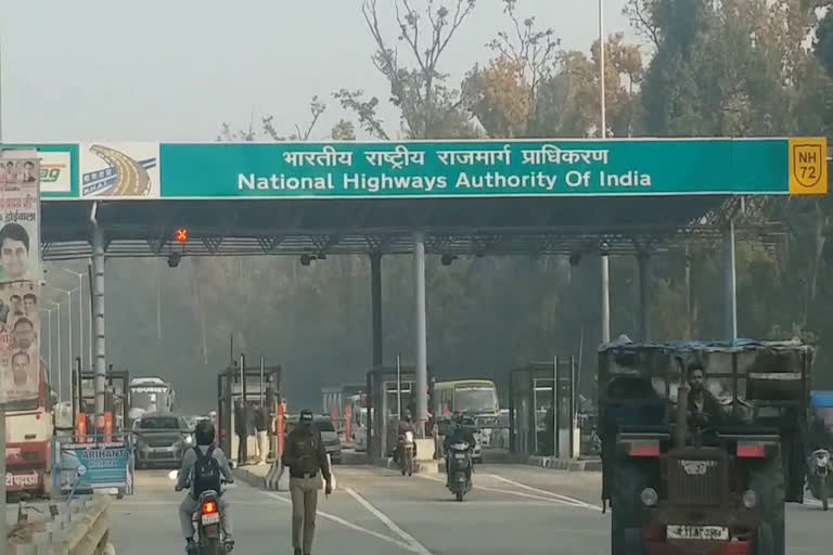 toll-plaza-at-doiwala