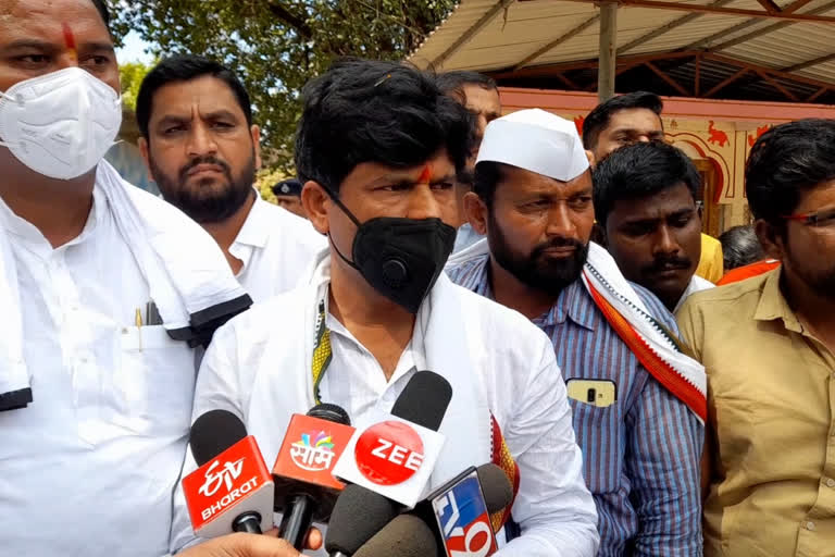 mla