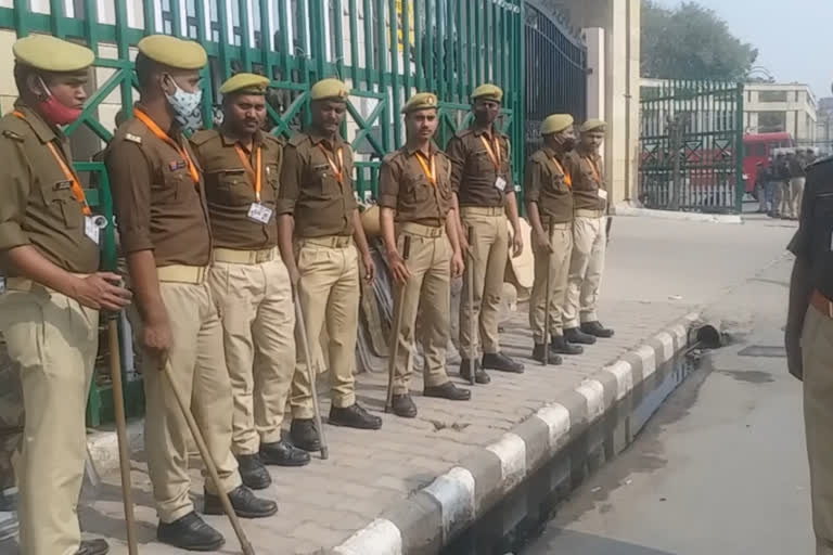 सख्त
