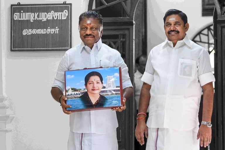 Deputy cm O paneerselvam