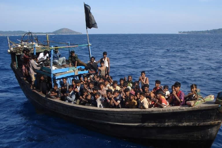 Rohingya vessel in Indian waters  UNHCR calls for immediate' rescue  Rohingya boat in Indian waters  Arakan Project  Rohingya boat drifted into Indian waters  rohingya refugees stranded in indian waters  റോഹിംഗ്യൻ ബോട്ട്  റോഹിംഗ്യൻ ബോട്ട് ഇന്ത്യൻ സമുദ്രാതിർത്തിയിൽ കാണാതായി  ഇന്ത്യൻ നാവിക സേന  റോഹിംഗ്യൻ അഭയാർഥികൾ