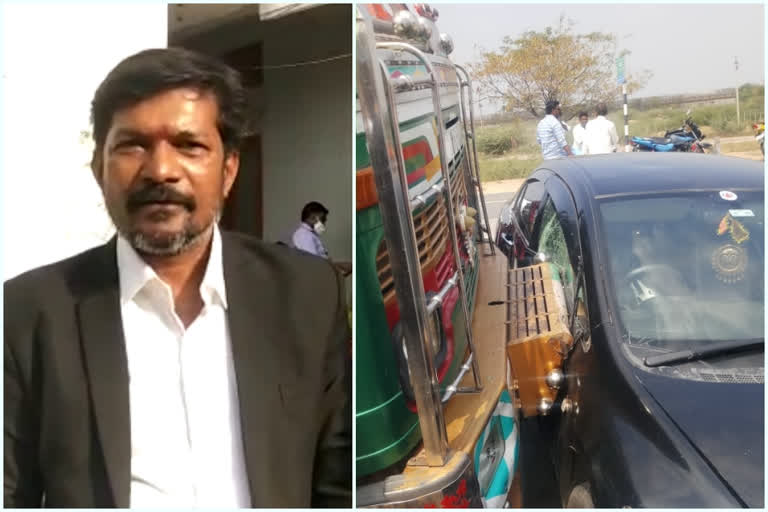 attack on high court lawyer at jangaon