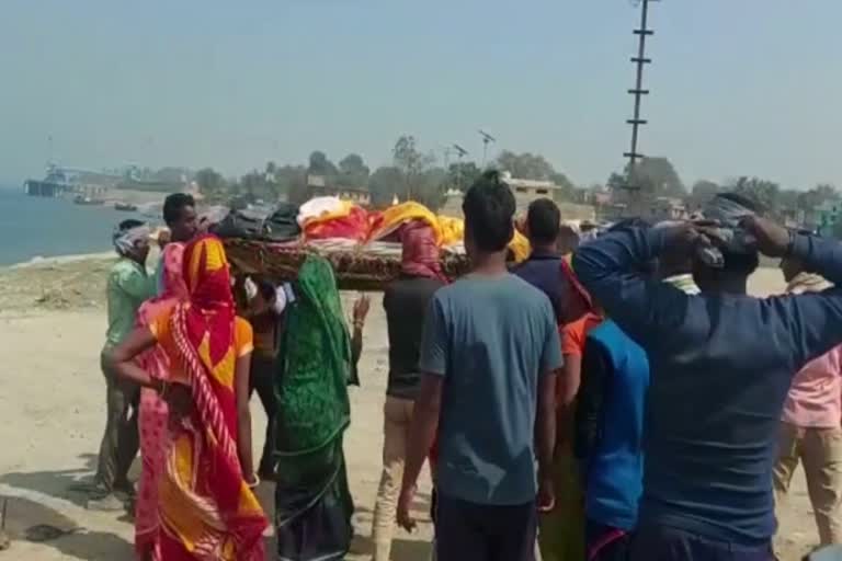 truck-driver-murder-at-samada-feri-seva-ghat-in-sahibganj