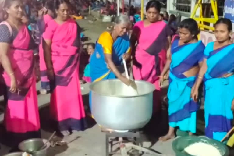 தமிழ்நாடு அங்கன்வாடி ஊழியர்கள்