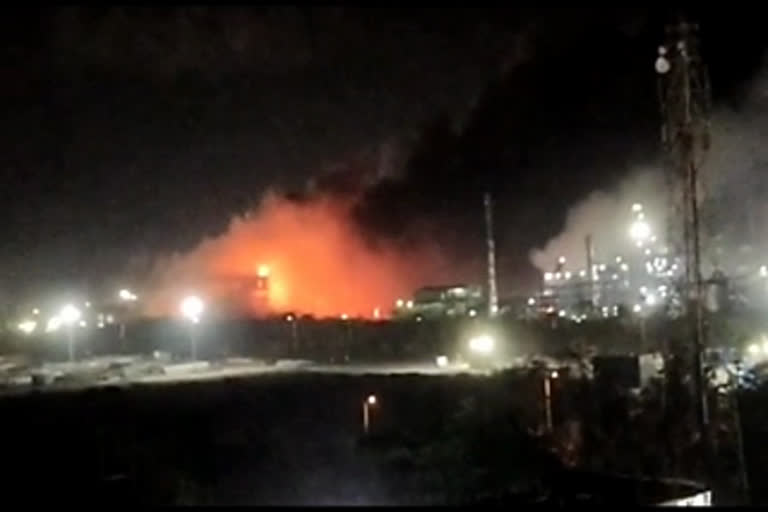 23 injured in blast in Bharuch chemical factory  Bharuch chemical factory  blast in UPL company  Blast in Bharuch chemical factory, 23 injured  ബരൂച്ച് കെമിക്കൽ ഫാക്ടറിയിൽ സ്ഫോടനം  കെമിക്കൽ ഫാക്ടറിയിൽ സ്ഫോടനം  ഗുജറാത്ത് കെമിക്കൽ ഫാക്ടറിയിൽ സ്ഫോടനം