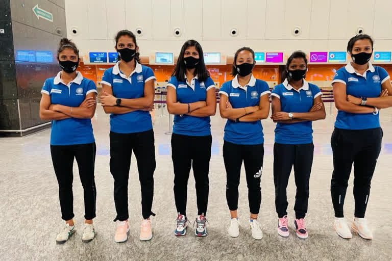 indian womens hockey team leaves for germany